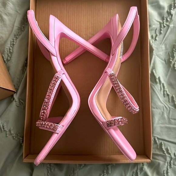 Steve Madden pink stiletto heels - Picture 2 of 4